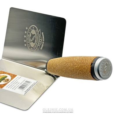 Кельма нержав. сталь 110х120х0,5мм (кут 110°) для внутр. кутів ручка з молотком Корок OLEJNIK